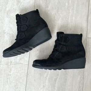 Sorel Womens Toronto Wedge Bootie Black Suede Leather Ankle Boots size 8